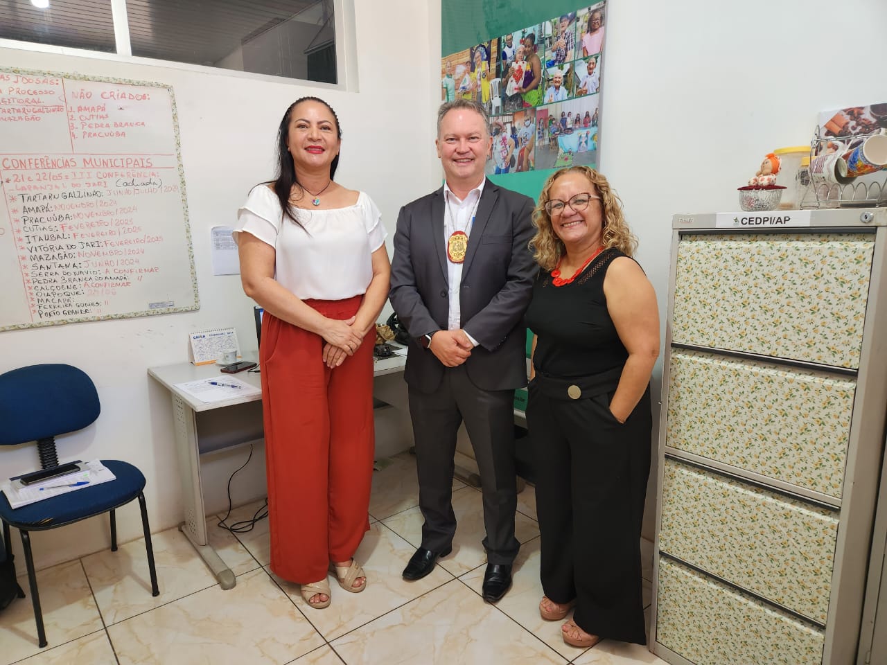 DELEGADO DE POLÍCIA E PRESIDENTE DO CONSELHO ESTADUAL DOS DIREITOS DA PESSOA IDOSA REALIZAM REUNIÃO PARA ESTREITAR LAÇOS ENTRE AS INSTITUIÇÕES